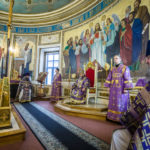 В Неделю 4-ю Великого поста митрополит Викторин совершил Божественную литургию